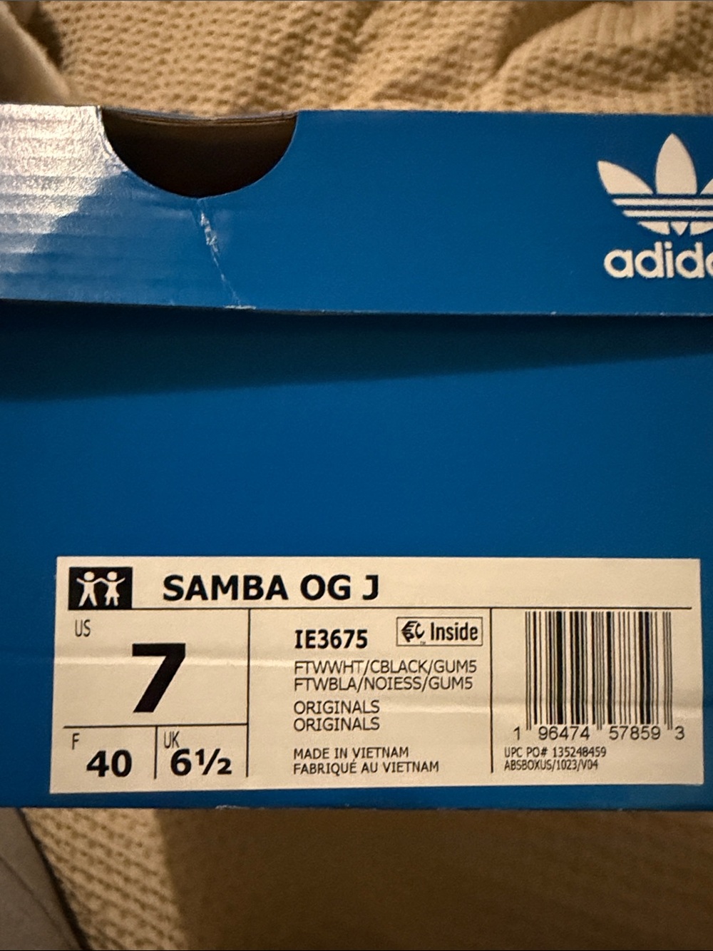 Adidas Samba Men's White Sneakers with black stripes - Picture 5 of 5